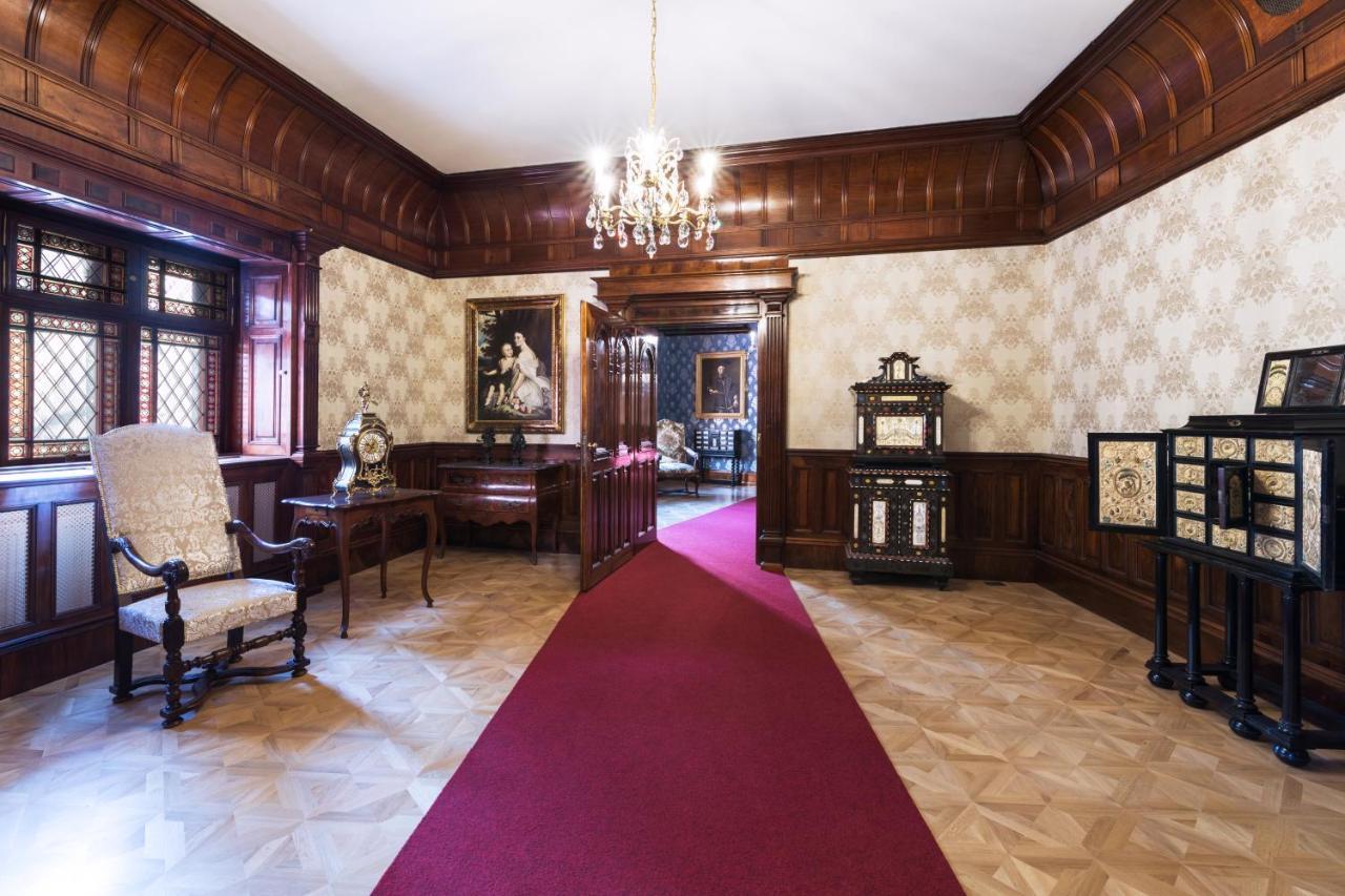 Palace Art Hotel 베즈녹 외부 사진