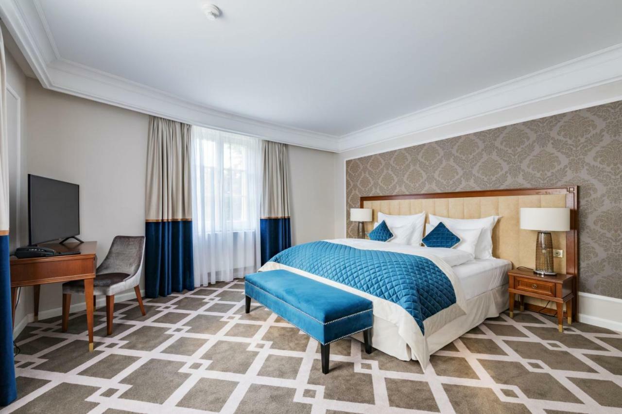 Palace Art Hotel 베즈녹 외부 사진