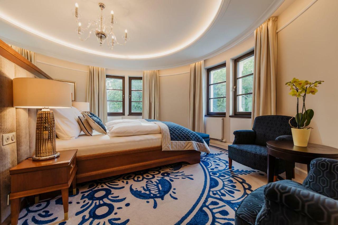 Palace Art Hotel 베즈녹 외부 사진