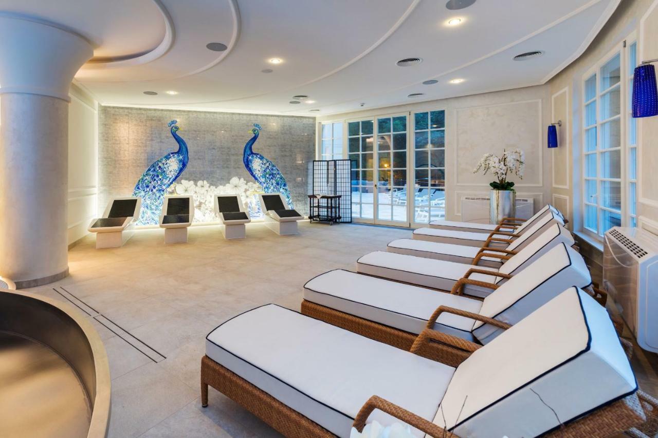 Palace Art Hotel 베즈녹 외부 사진